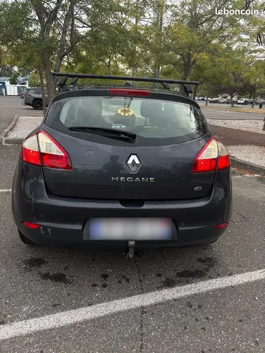 Renault Megane 2013 photo 2