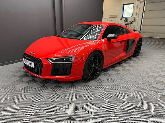 Audi R8 2016 photo 2