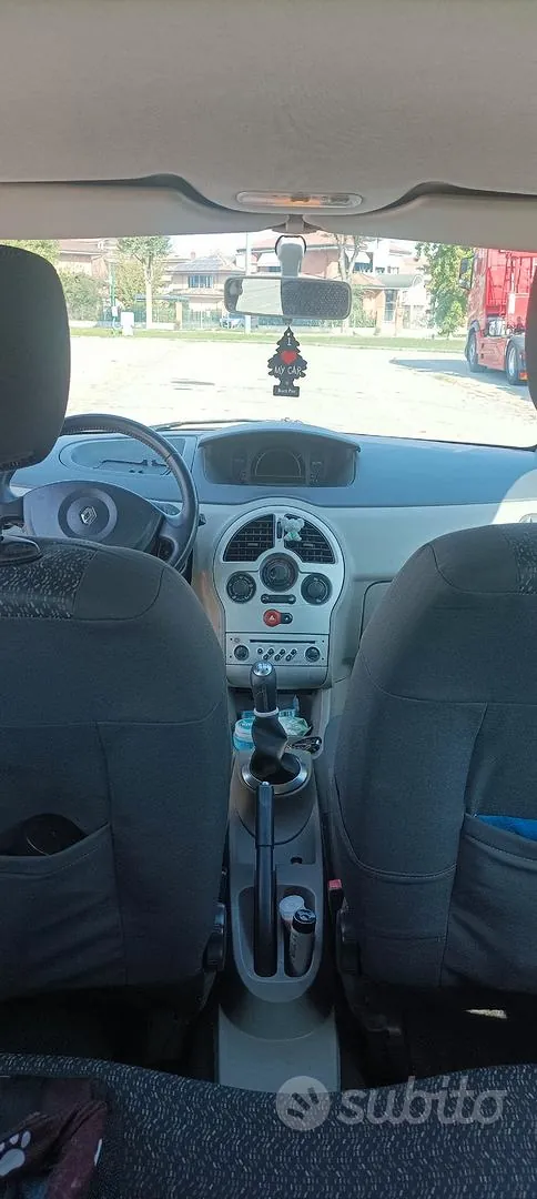 Renault Modus 2005 photo 3