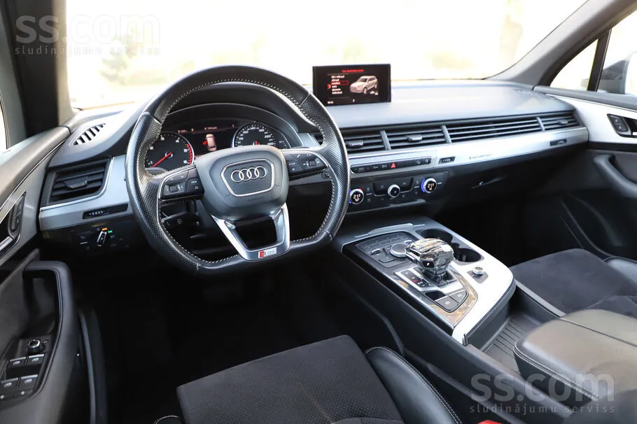 Audi Q7 2015 photo 5