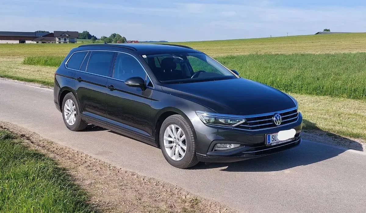 Volkswagen Passat 2019 photo 2