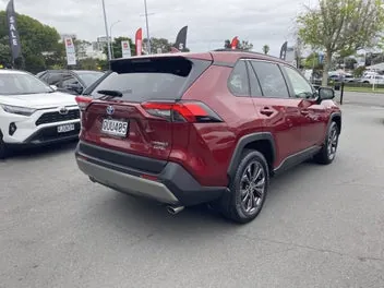 Toyota Rav4 2024 photo 3