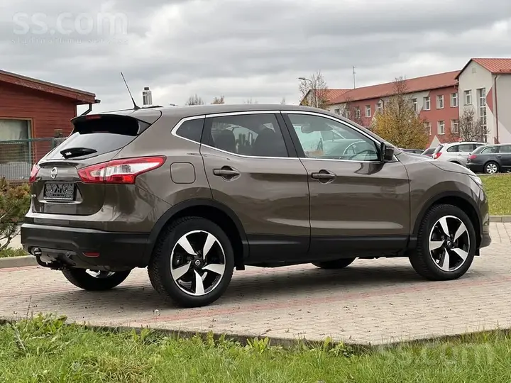 Nissan Qashqai 2015 photo 3