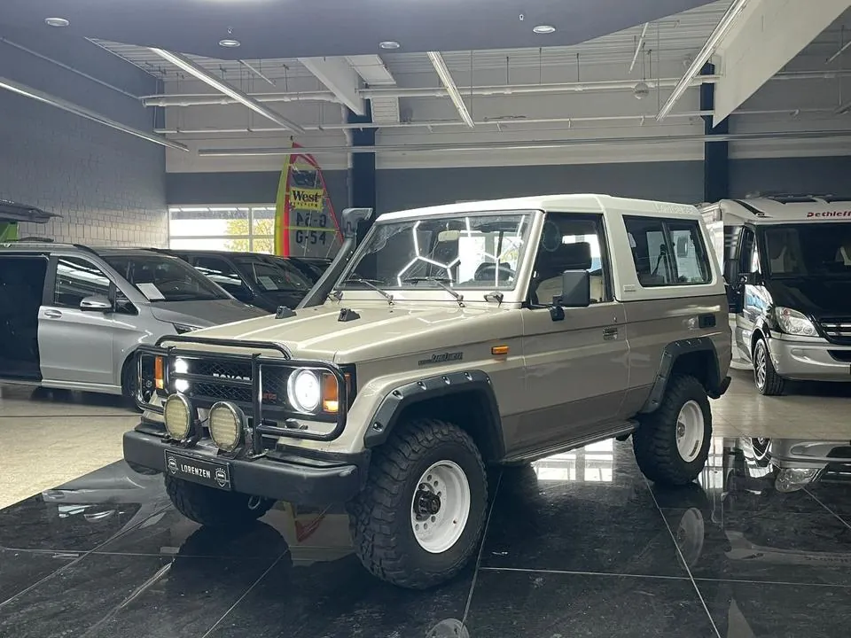 Toyota Land Cruiser