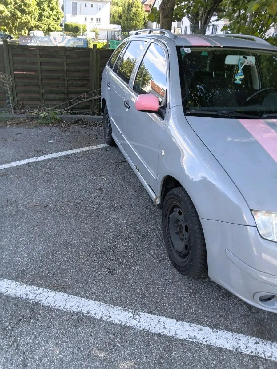 Skoda Fabia 2006 photo 2