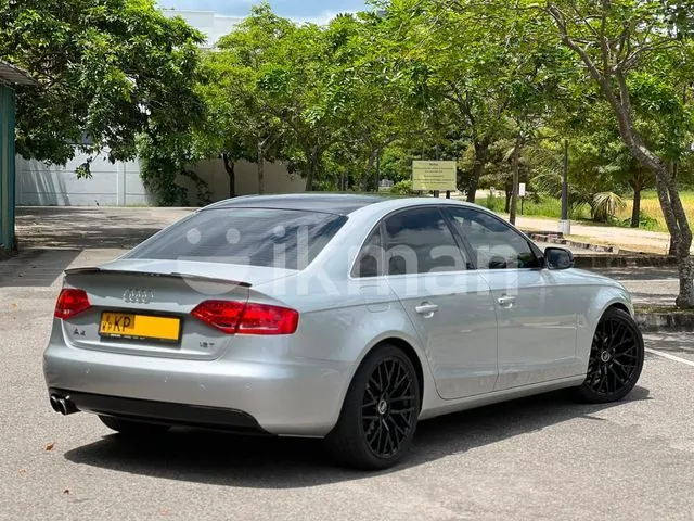 Audi A4 2011 photo 5