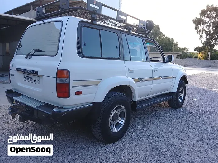 Toyota Land Cruiser 1995 photo 4