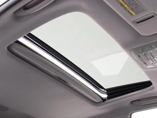 Toyota Crown Athlete Hybrid 2016 photo 5