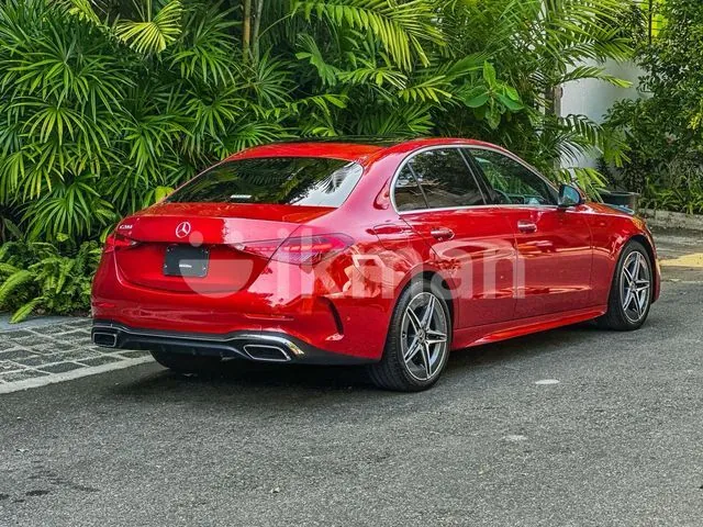 Mercedes-Benz C200 2023 photo 4