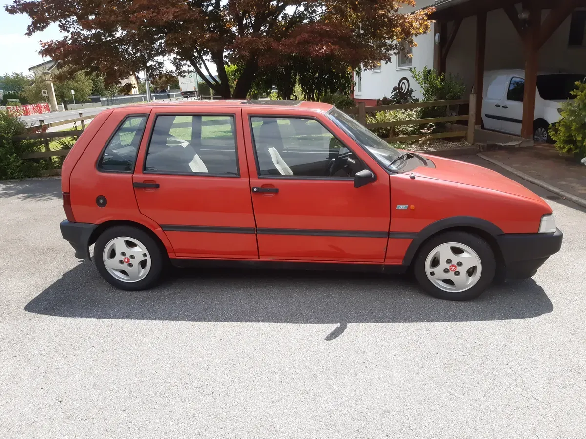 Fiat Uno 1991 photo 2