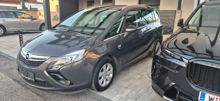 Opel Zafira Tourer 2013 photo 3