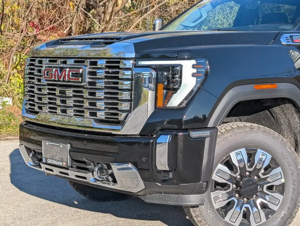 GMC Sierra 2500Hd 2026 photo 2