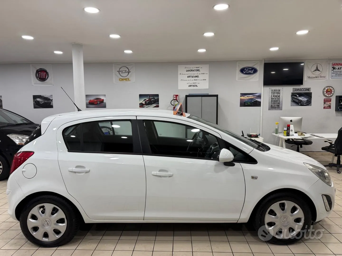 Opel Corsa 2011 photo 3