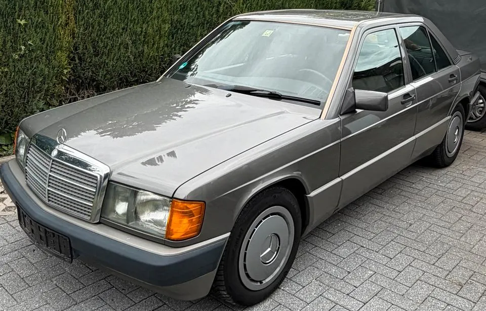 Mercedes-Benz W201