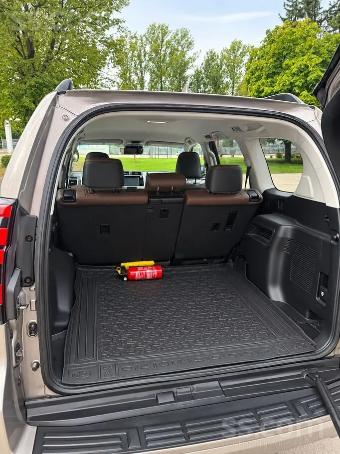 Toyota Land Cruiser 2019 photo 4