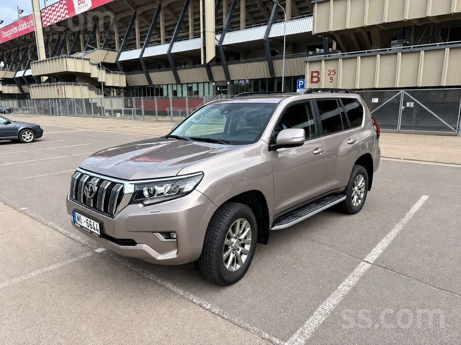 Toyota Land Cruiser 2019 photo 2