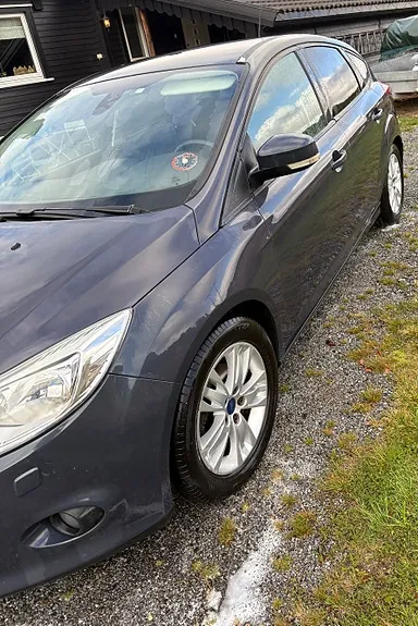 Ford Focus 2011 photo 4