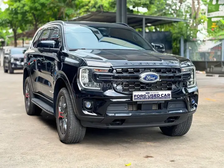 Ford Everest 2024 photo 2