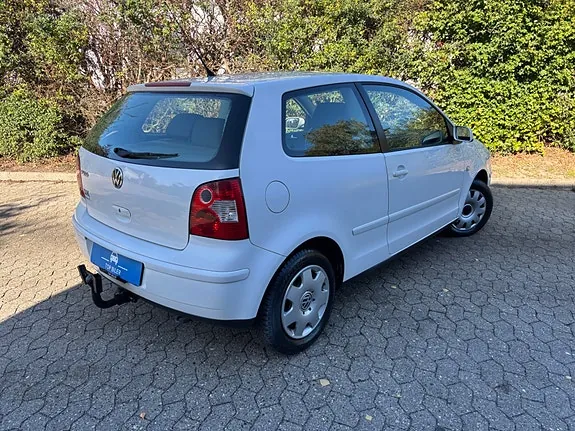 Volkswagen Polo 2002 photo 4
