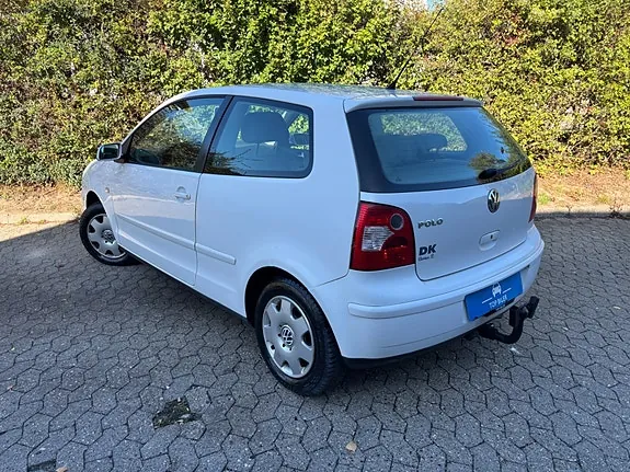 Volkswagen Polo 2002 photo 3