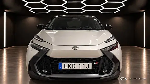 Toyota C-Hr 2024 photo 3