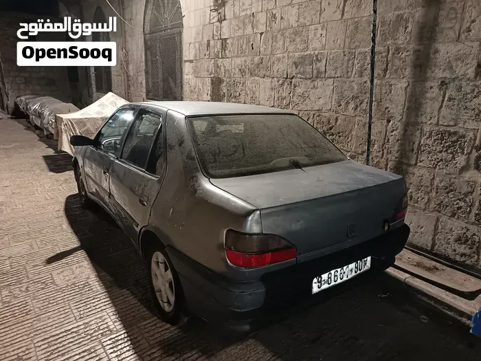 Peugeot 306