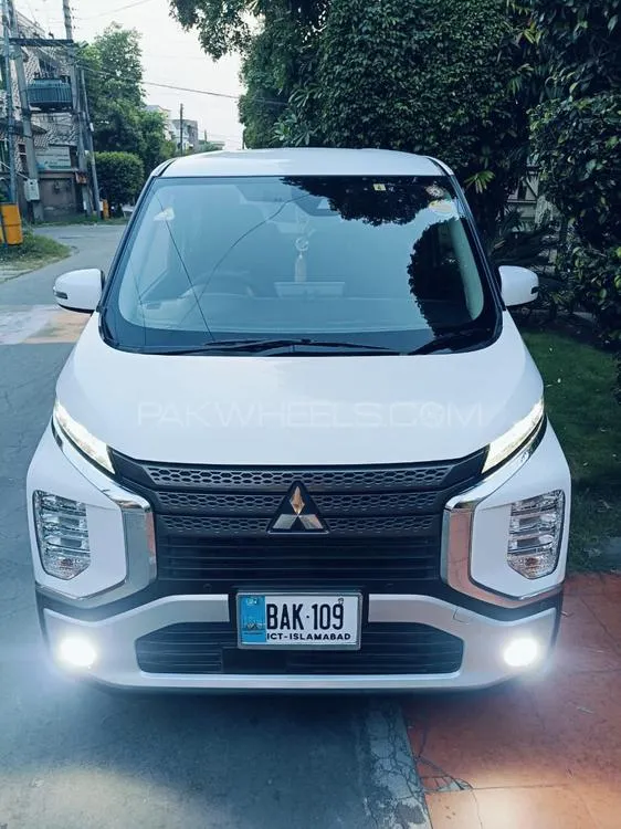 Mitsubishi Ek X