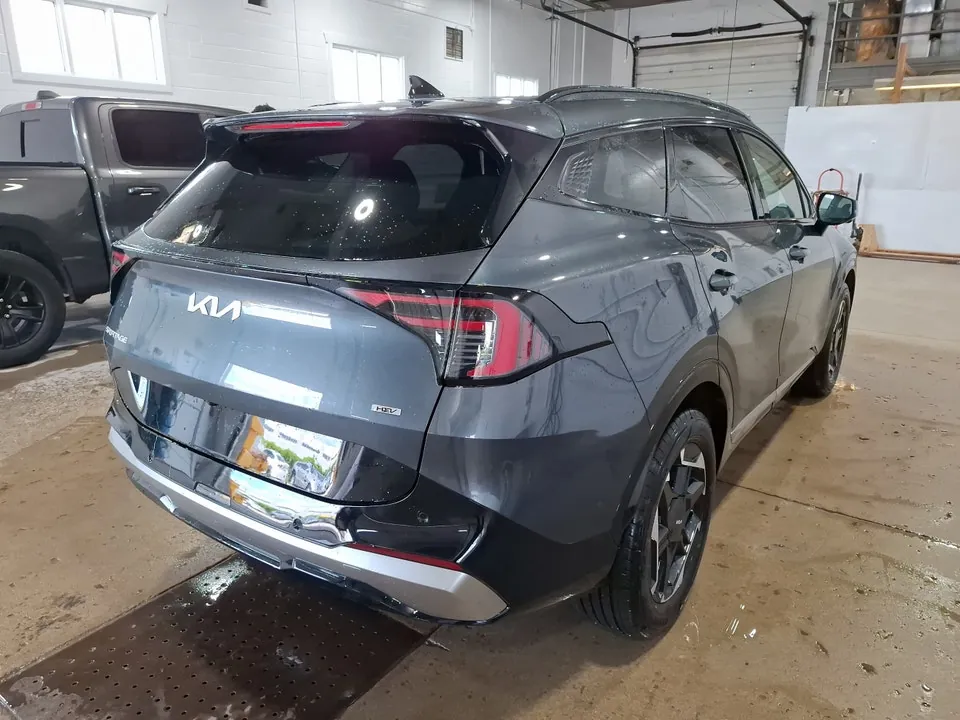 Kia Sportage Hybrid 2026 photo 4