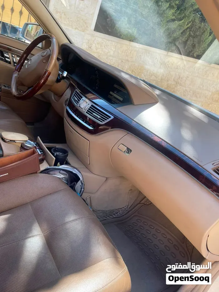 Mercedes-Benz S-Class 2010 photo 3