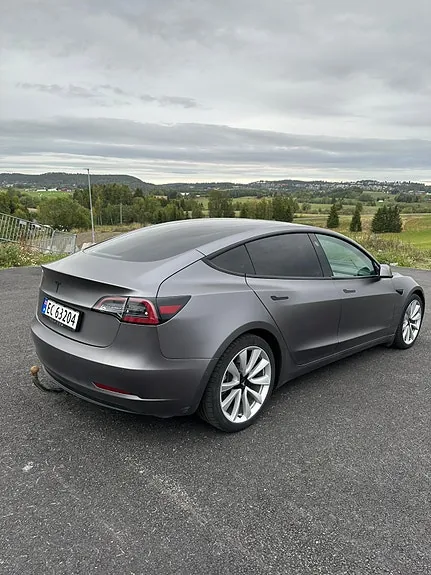 Tesla Model 3 2021 photo 3