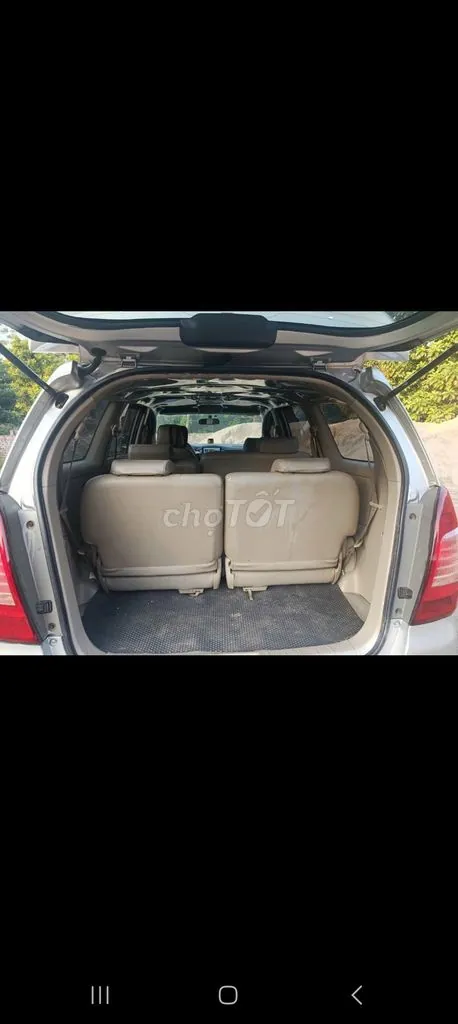Toyota Innova 2009 photo 2