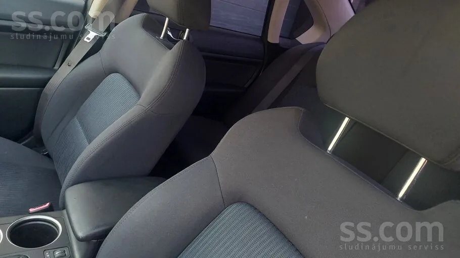 Subaru Legacy 2009 photo 4