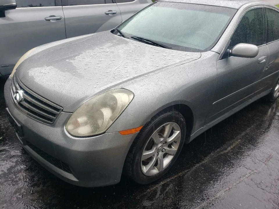 Infiniti G35X 2006 photo 2