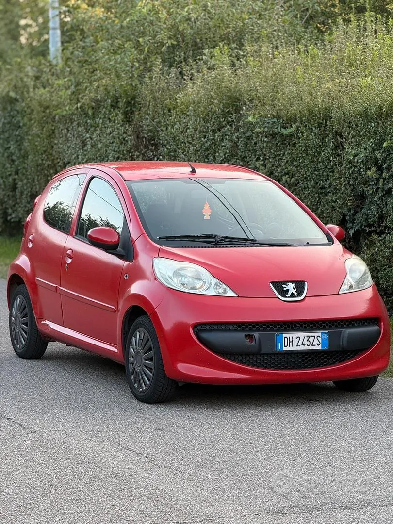 Peugeot 107 2007 photo 2