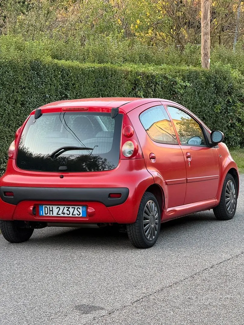 Peugeot 107 2007 photo 3