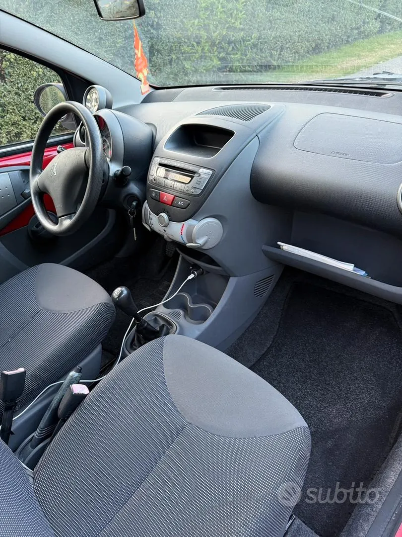 Peugeot 107 2007 photo 5