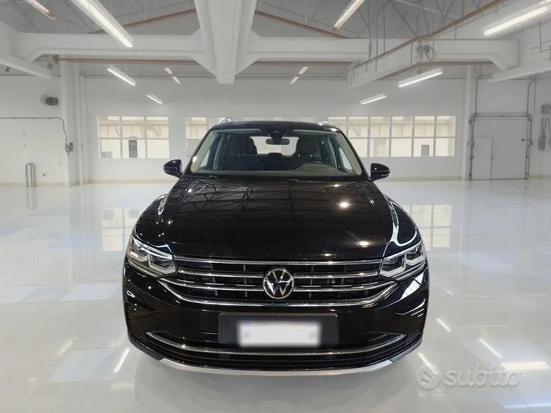 Volkswagen Tiguan 2021 photo 2