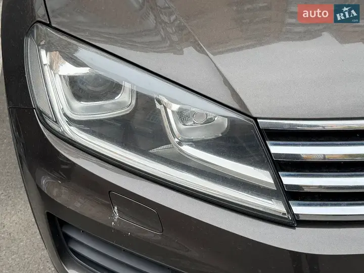 Volkswagen Touareg 2015 photo 4