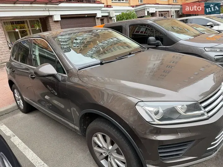 Volkswagen Touareg 2015 photo 5