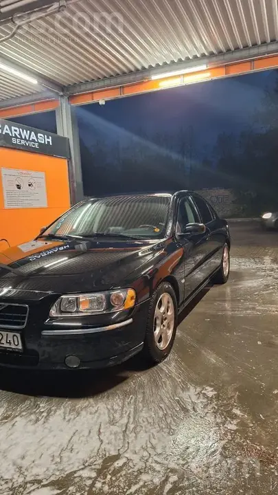 Volvo S60 2004 photo 2