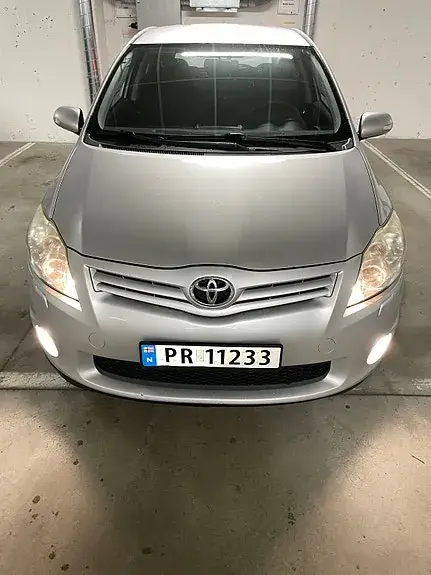 Toyota Auris 2012 photo 4