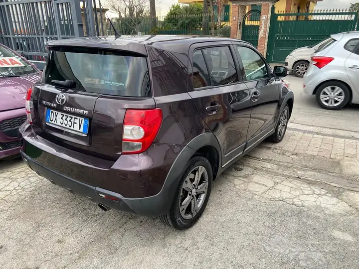 Toyota Urban Cruiser 2009 photo 4