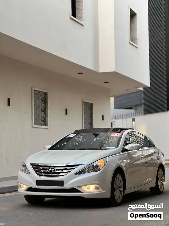 Hyundai Sonata 2012 photo 2