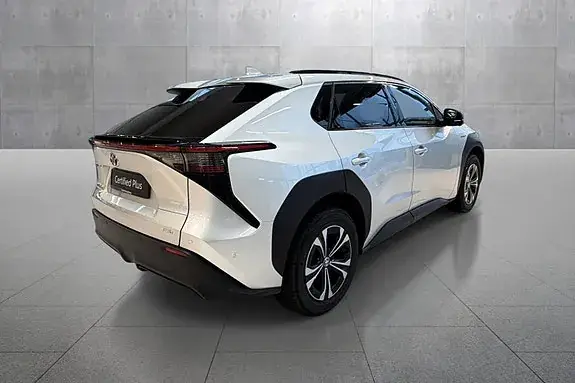 Toyota Bz4X 2022 photo 5