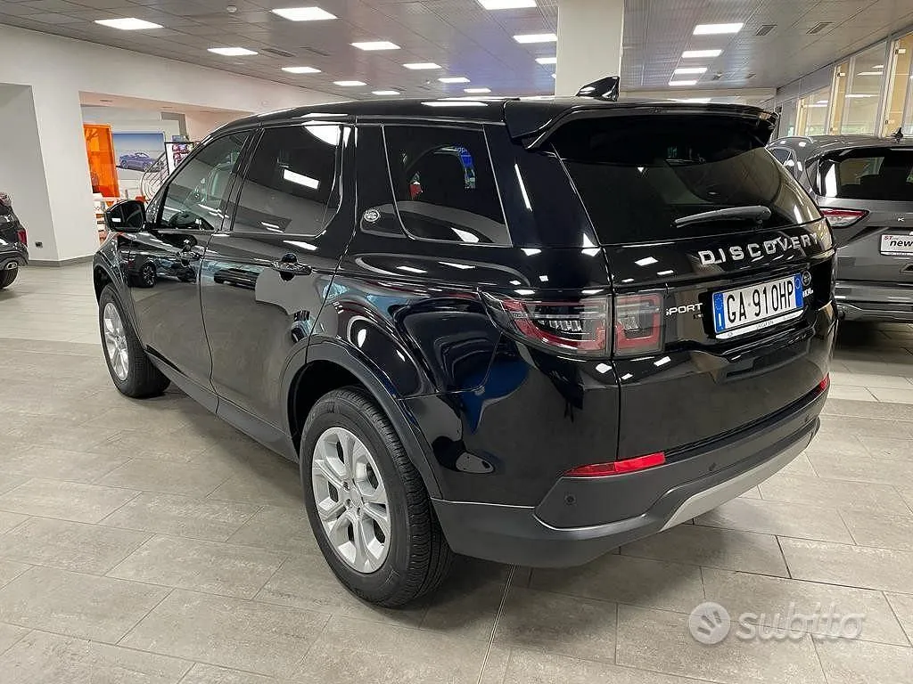 Land Rover Discovery Sport 2020 photo 5