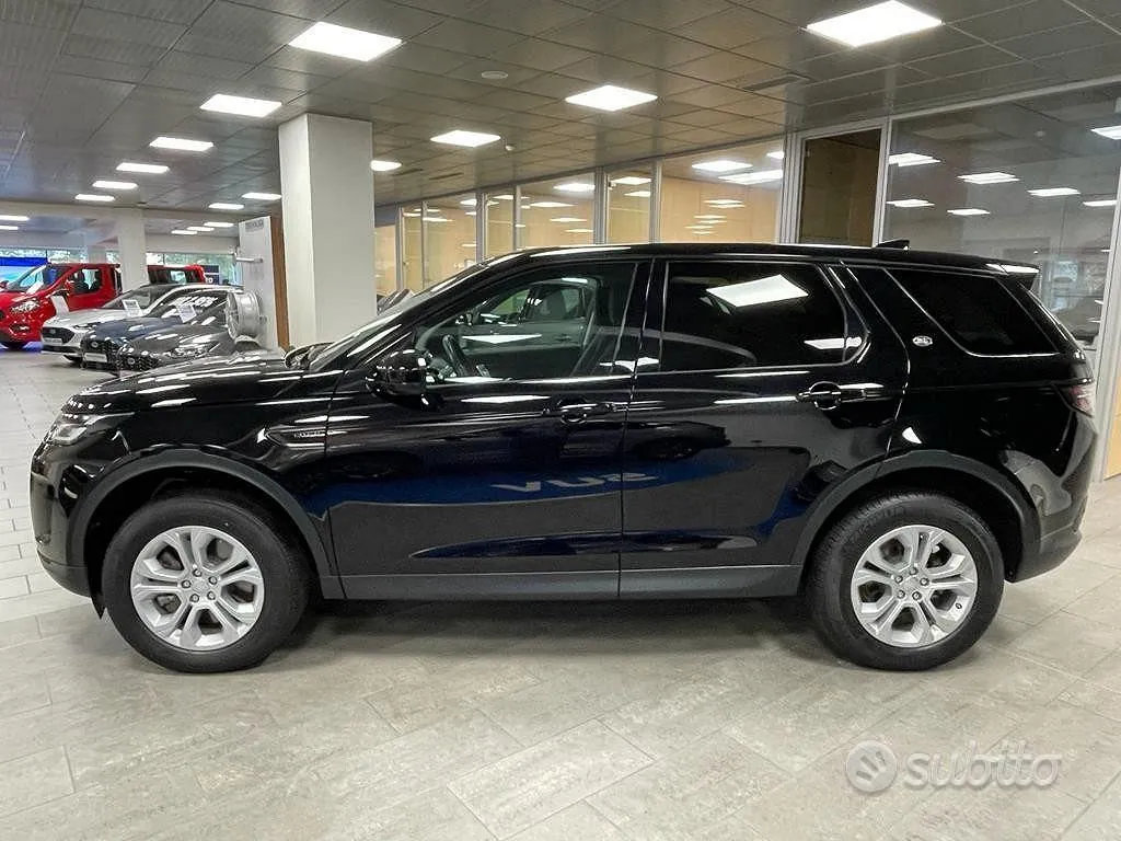 Land Rover Discovery Sport 2020 photo 4