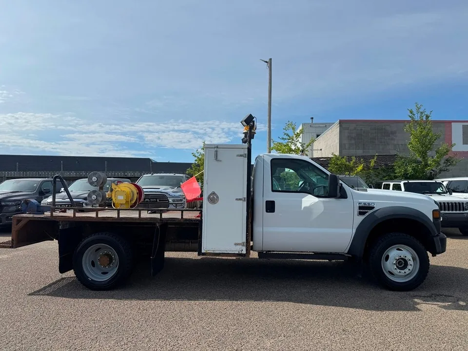Ford Super Duty F-550 2008 photo 4