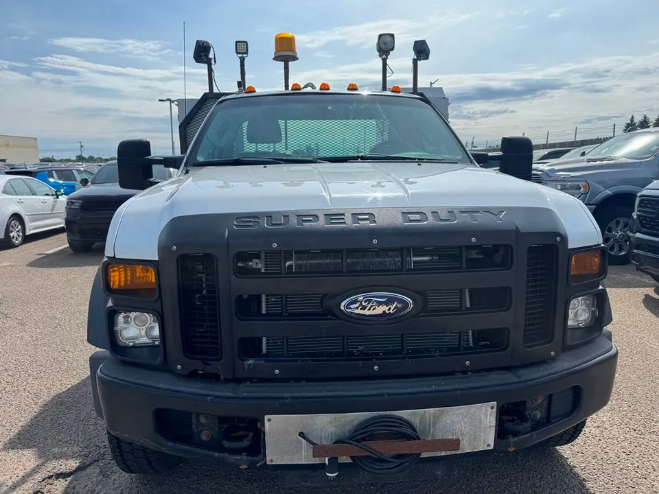 Ford Super Duty F-550 2008 photo 2