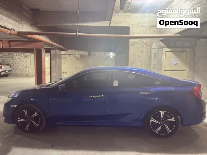 Honda Civic 2019 photo 3