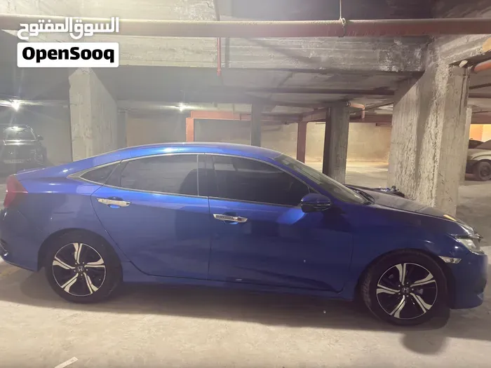Honda Civic 2019 photo 4